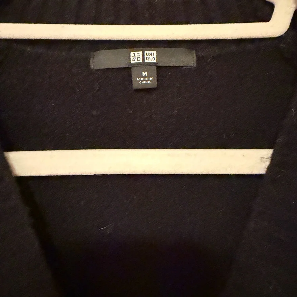 Uniqlo Black Cardigan Sweater - Picture 2 of 2